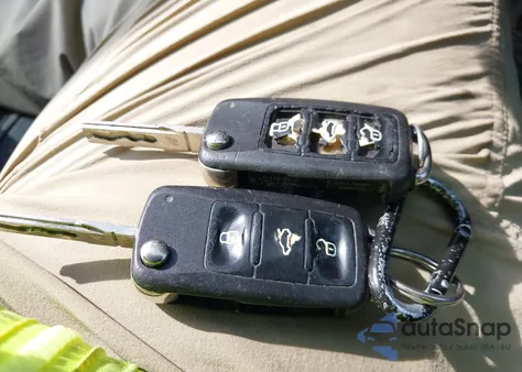 2012 Volkswagen Jetta 2.0L Tdi from USA, damaged, VIN 3VWLL7AJ1CM080802